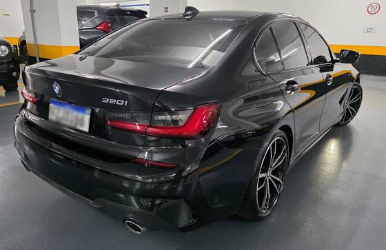 BMW 320i 2.0 16V TURBO GASOLINA M SPORT AUTOMÁTICO BMW 320i 2.0 16V TURBO GASOLINA M SPORT AUTOMÁTICO